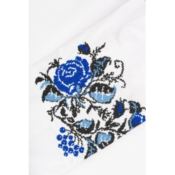 Bluzka z haftem krzyżykowym kwiaty