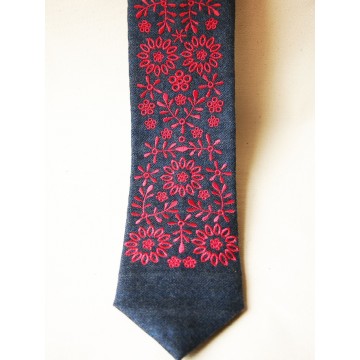 Krawat wełniany haft krakowski